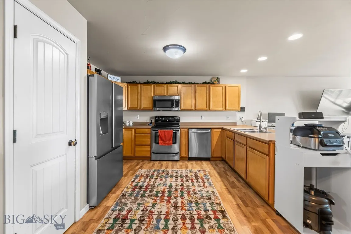 1110 Biehl C, Belgrade, Montana 59714, Belgrade, Montana 59714, 3 Bedrooms Bedrooms, ,2 BathroomsBathrooms,Residential,For Sale,1110 Biehl C, Belgrade, Montana 59714,403784