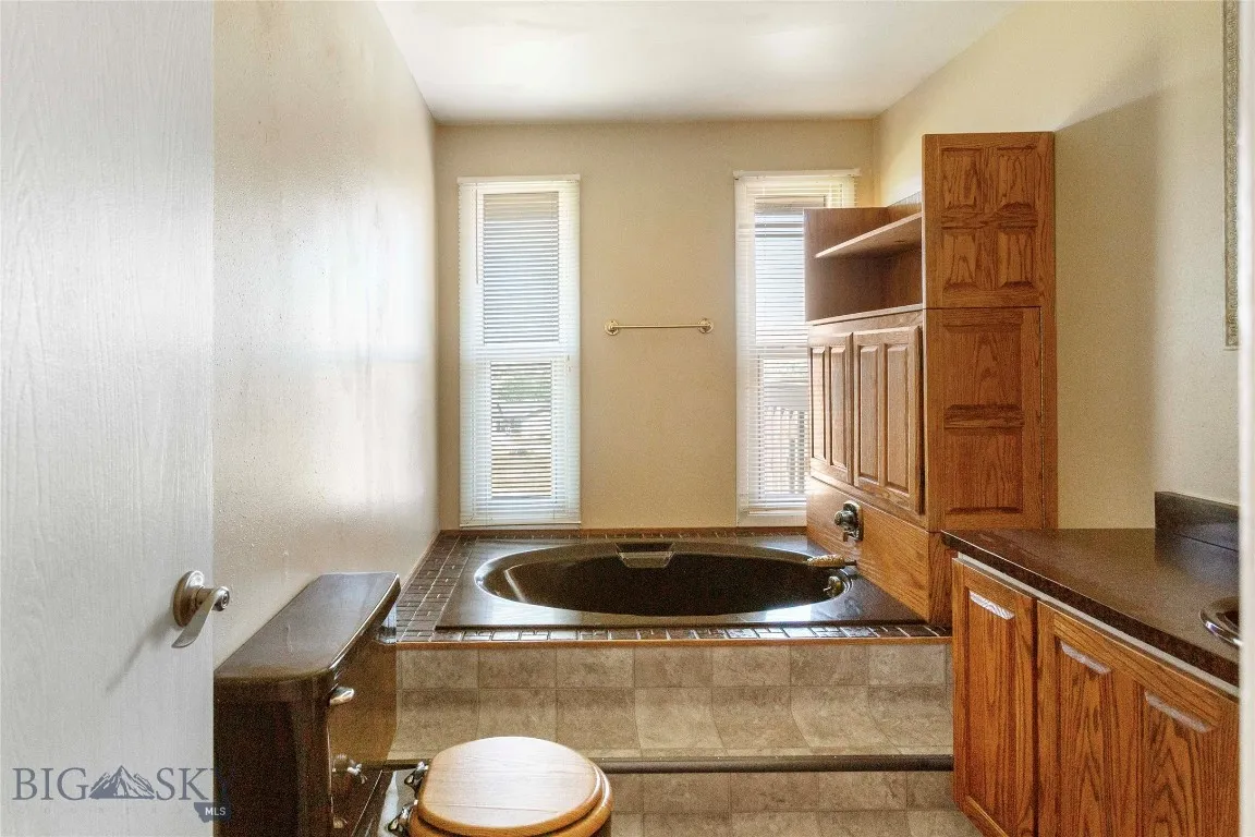 34 Mammoth Drive, Butte, Montana 59701, Butte, Montana 59701, 4 Bedrooms Bedrooms, ,3 BathroomsBathrooms,Residential,For Sale,34 Mammoth Drive, Butte, Montana 59701,403942
