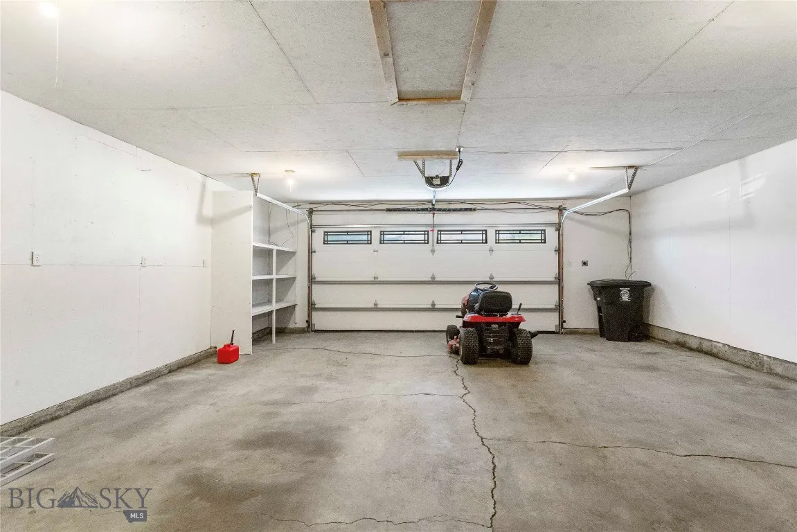 34 Mammoth Drive, Butte, Montana 59701, Butte, Montana 59701, 4 Bedrooms Bedrooms, ,3 BathroomsBathrooms,Residential,For Sale,34 Mammoth Drive, Butte, Montana 59701,403942