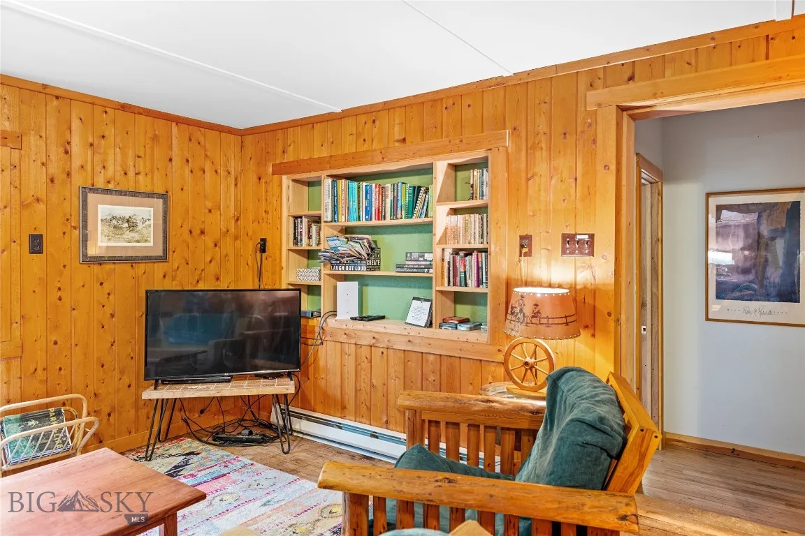63921 Gallatin Road, Gallatin Gateway, Montana 597, Gallatin Gateway, Montana 59730, 3 Bedrooms Bedrooms, ,2 BathroomsBathrooms,Residential,For Sale,63921 Gallatin Road, Gallatin Gateway, Montana 597,403939