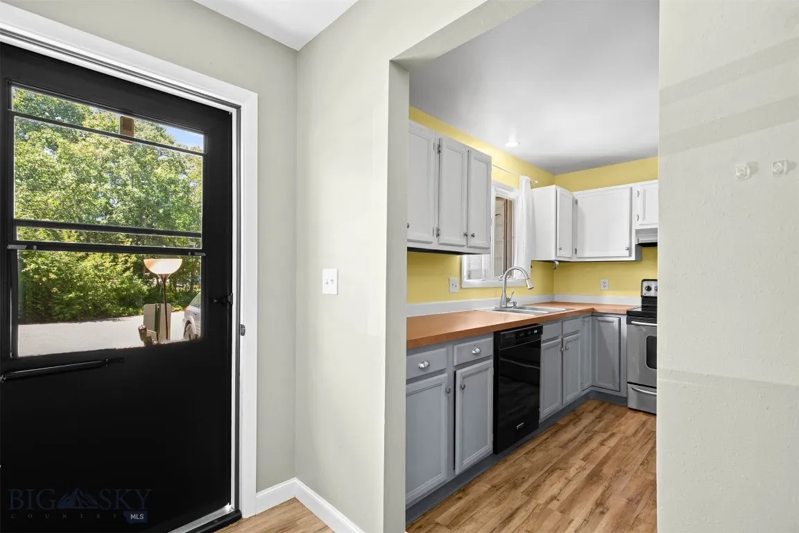 2020 S Rouse 7, Bozeman, Montana 59715, Bozeman, Montana 59715, 2 Bedrooms Bedrooms, ,1 BathroomBathrooms,Residential,For Sale,2020 S Rouse 7, Bozeman, Montana 59715,403895