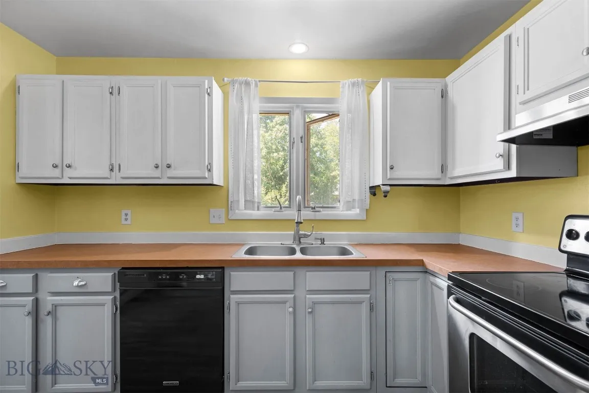 2020 S Rouse 7, Bozeman, Montana 59715, Bozeman, Montana 59715, 2 Bedrooms Bedrooms, ,1 BathroomBathrooms,Residential,For Sale,2020 S Rouse 7, Bozeman, Montana 59715,403895
