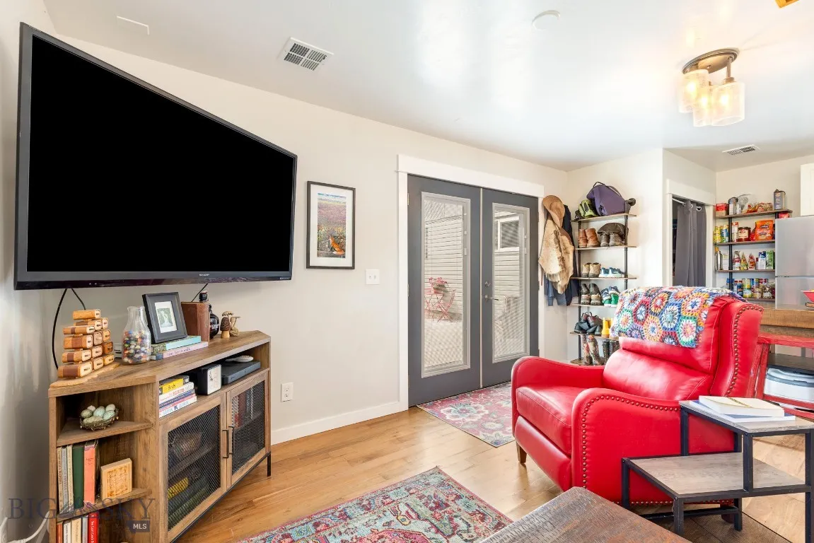 2 Harris Place, Livingston, Montana 59047, Livingston, Montana 59047, ,Residential Income,For Sale,2 Harris Place, Livingston, Montana 59047,403965
