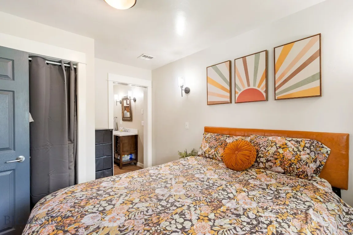 2 Harris Place, Livingston, Montana 59047, Livingston, Montana 59047, 3 Bedrooms Bedrooms, ,Residential,For Sale,2 Harris Place, Livingston, Montana 59047,404022