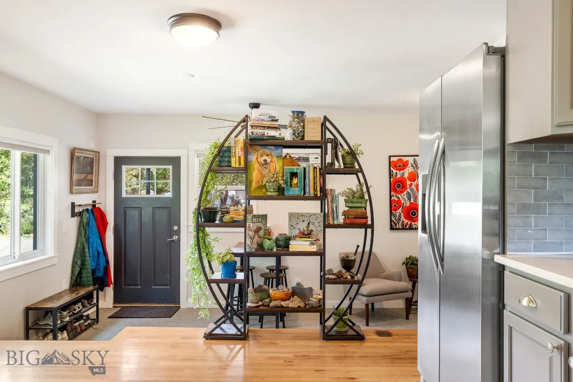 2 Harris Place, Livingston, Montana 59047, Livingston, Montana 59047, 3 Bedrooms Bedrooms, ,Residential,For Sale,2 Harris Place, Livingston, Montana 59047,404022