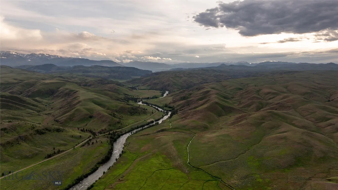 287 Spring Creek Road, Absarokee, Montana 59001, Absarokee, Montana 59001, ,Farm,For Sale,287 Spring Creek Road, Absarokee, Montana 59001,404032