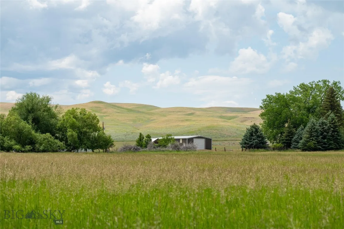 287 Spring Creek Road, Absarokee, Montana 59001, Absarokee, Montana 59001, ,Farm,For Sale,287 Spring Creek Road, Absarokee, Montana 59001,404032
