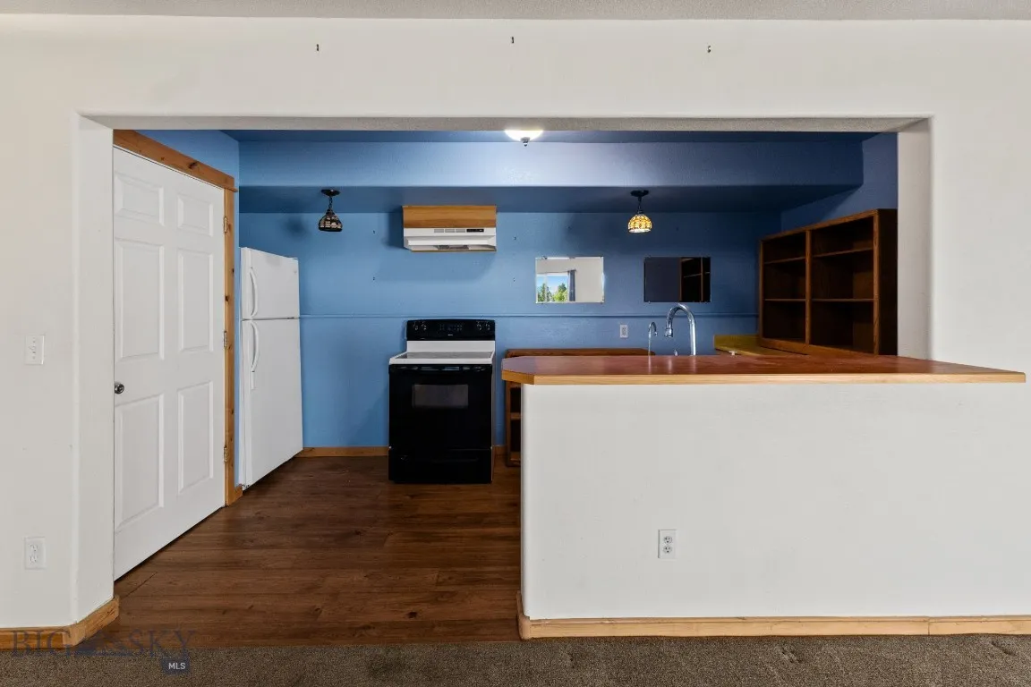 Basement Kitchenette