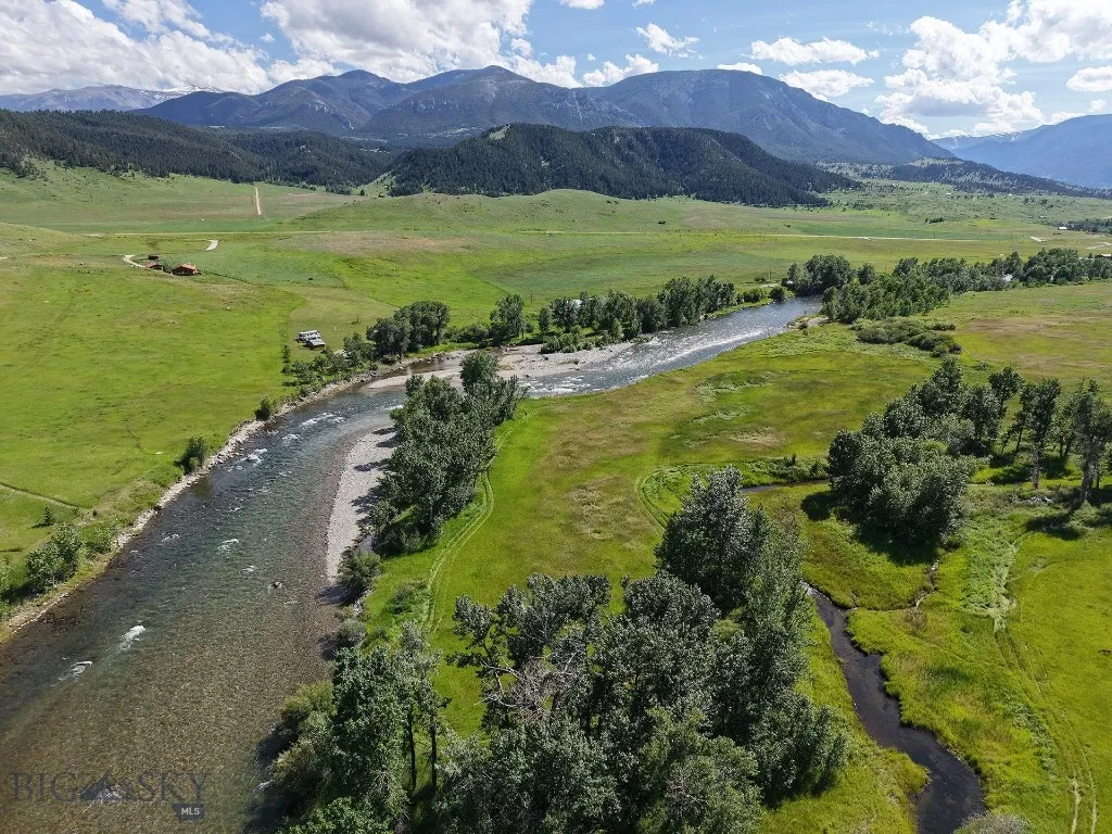 8 West Fork Road, Nye, Montana 59061, Nye, Montana 59061, 3 Bedrooms Bedrooms, ,3 BathroomsBathrooms,Farm,For Sale,8 West Fork Road, Nye, Montana 59061,0,404059