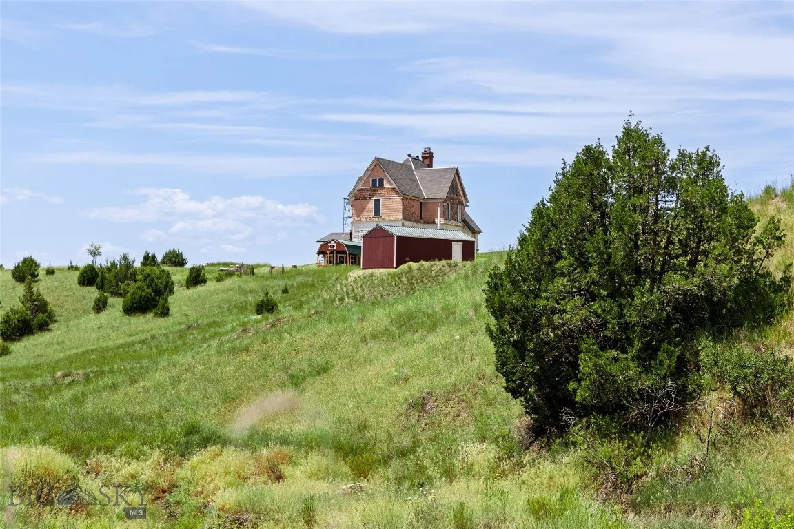 5835 Spaulding Bridge Road, Belgrade, Montana 5971, Belgrade, Montana 59714, 5 Bedrooms Bedrooms, ,3 BathroomsBathrooms,Residential,For Sale,5835 Spaulding Bridge Road, Belgrade, Montana 5971,0,403844