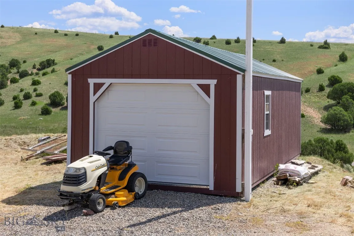 5835 Spaulding Bridge Road, Belgrade, Montana 5971, Belgrade, Montana 59714, 5 Bedrooms Bedrooms, ,3 BathroomsBathrooms,Residential,For Sale,5835 Spaulding Bridge Road, Belgrade, Montana 5971,0,403844