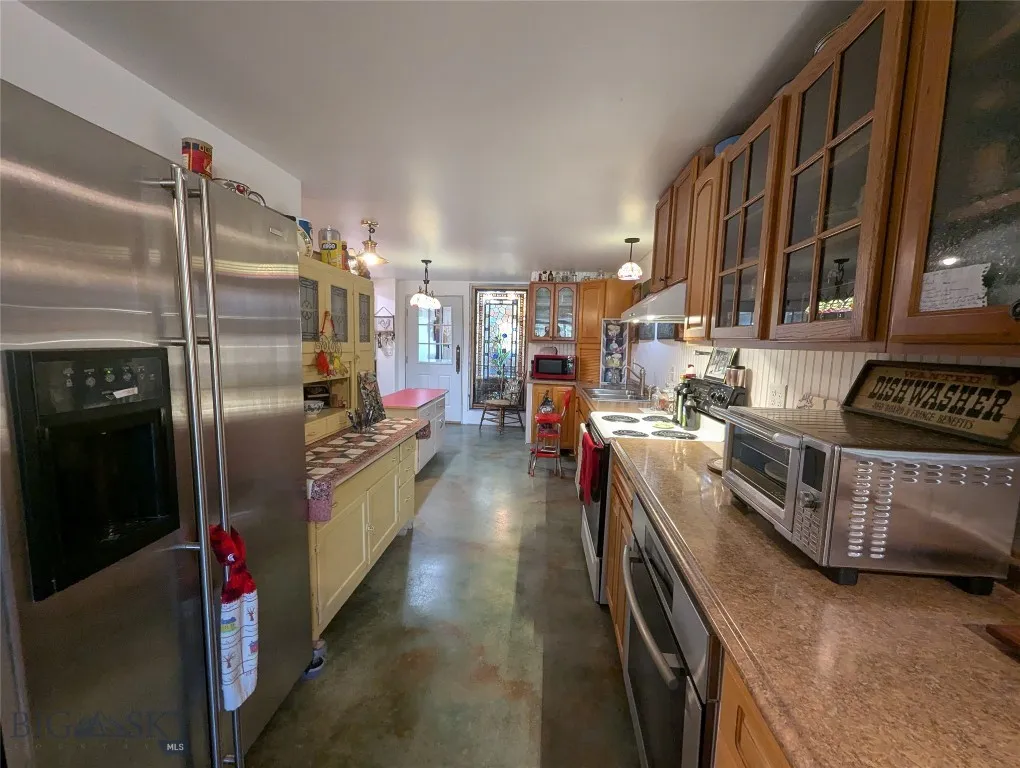 5835 Spaulding Bridge Road, Belgrade, Montana 5971, Belgrade, Montana 59714, 5 Bedrooms Bedrooms, ,3 BathroomsBathrooms,Residential,For Sale,5835 Spaulding Bridge Road, Belgrade, Montana 5971,0,403844
