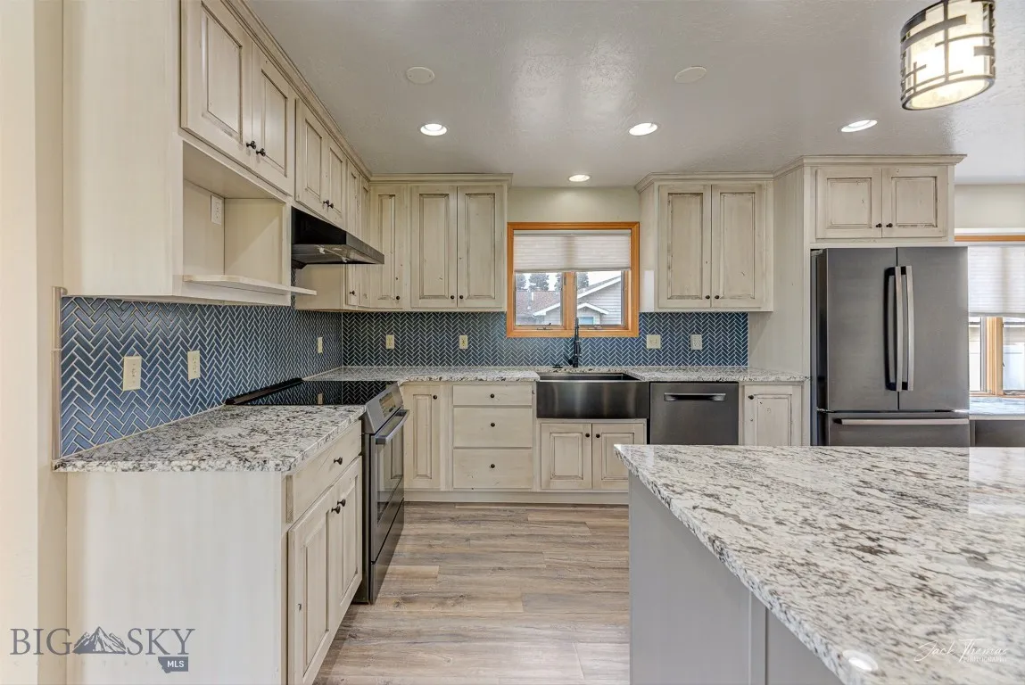 620 Higgins, Deer Lodge, Montana 59722, Deer Lodge, Montana 59722, 4 Bedrooms Bedrooms, ,3 BathroomsBathrooms,Residential,For Sale,620 Higgins, Deer Lodge, Montana 59722,0,404133