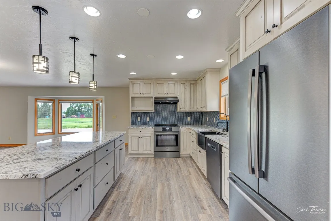 620 Higgins, Deer Lodge, Montana 59722, Deer Lodge, Montana 59722, 4 Bedrooms Bedrooms, ,3 BathroomsBathrooms,Residential,For Sale,620 Higgins, Deer Lodge, Montana 59722,0,404133