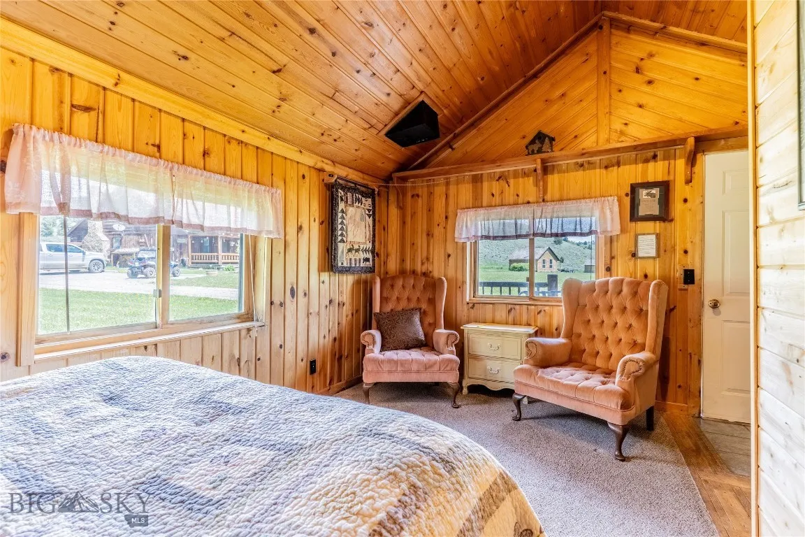 Guest Cabin #7