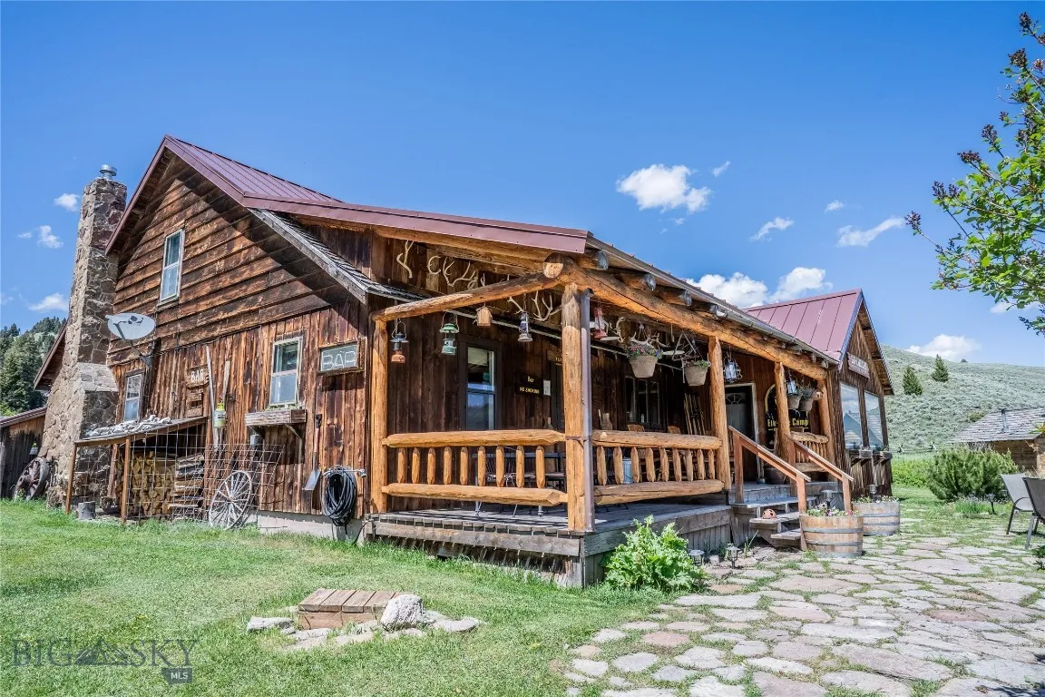 Main Lodge