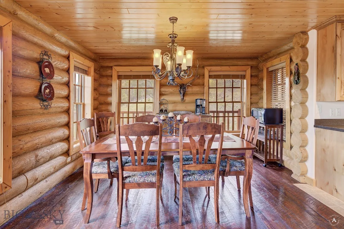 2988 Moose Gulch, Elliston, Montana 59728, Elliston, Montana 59728, 4 Bedrooms Bedrooms, ,3 BathroomsBathrooms,Residential,For Sale,2988 Moose Gulch, Elliston, Montana 59728,0,404169