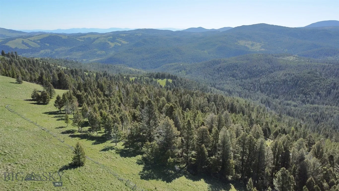 2988 Moose Gulch, Elliston, Montana 59728, Elliston, Montana 59728, 4 Bedrooms Bedrooms, ,3 BathroomsBathrooms,Residential,For Sale,2988 Moose Gulch, Elliston, Montana 59728,0,404169