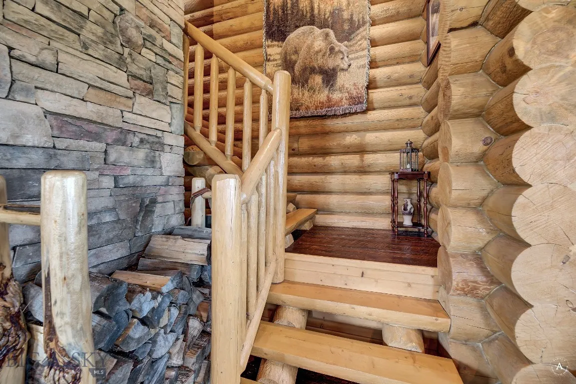 2988 Moose Gulch, Elliston, Montana 59728, Elliston, Montana 59728, 4 Bedrooms Bedrooms, ,3 BathroomsBathrooms,Residential,For Sale,2988 Moose Gulch, Elliston, Montana 59728,0,404169