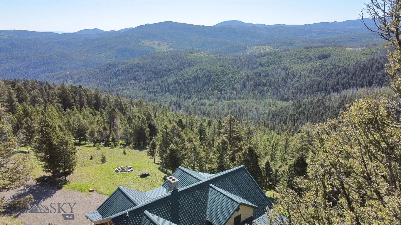 2988 Moose Gulch, Elliston, Montana 59728, Elliston, Montana 59728, 4 Bedrooms Bedrooms, ,3 BathroomsBathrooms,Residential,For Sale,2988 Moose Gulch, Elliston, Montana 59728,0,404169