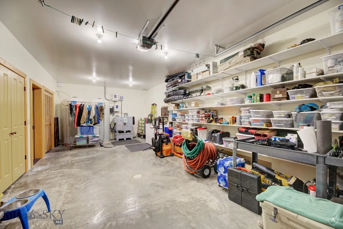 2988 Moose Gulch, Elliston, Montana 59728, Elliston, Montana 59728, 4 Bedrooms Bedrooms, ,3 BathroomsBathrooms,Residential,For Sale,2988 Moose Gulch, Elliston, Montana 59728,0,404169