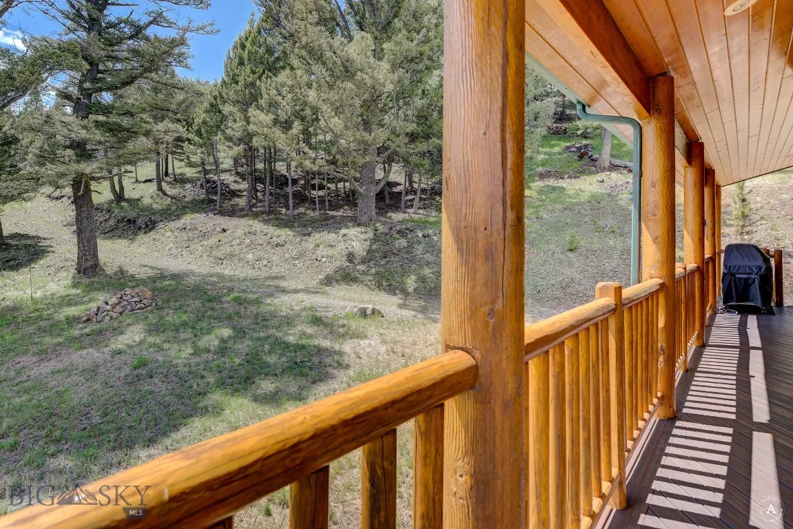 2988 Moose Gulch, Elliston, Montana 59728, Elliston, Montana 59728, 4 Bedrooms Bedrooms, ,3 BathroomsBathrooms,Residential,For Sale,2988 Moose Gulch, Elliston, Montana 59728,0,404169