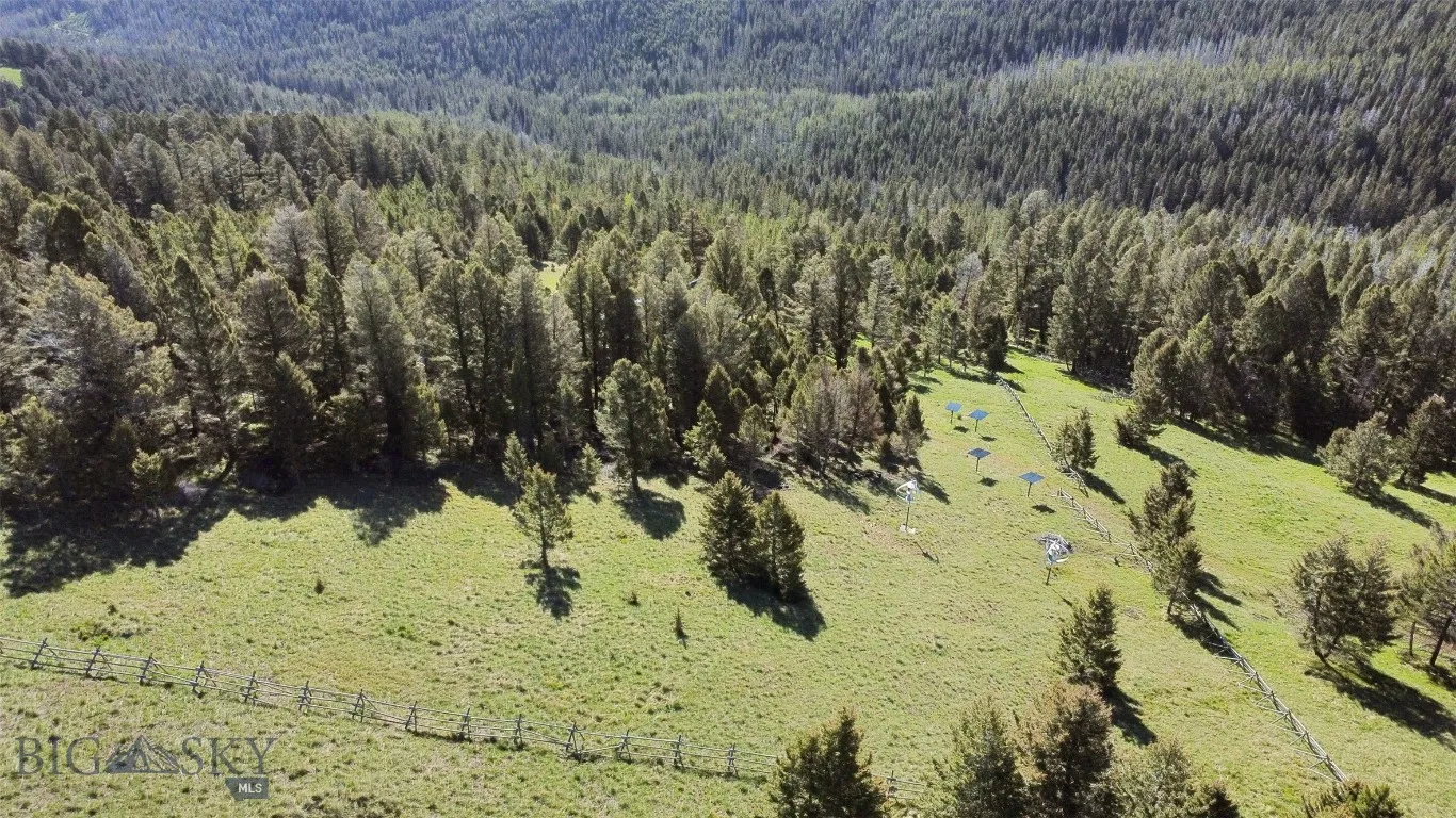 2988 Moose Gulch, Elliston, Montana 59728, Elliston, Montana 59728, 4 Bedrooms Bedrooms, ,3 BathroomsBathrooms,Residential,For Sale,2988 Moose Gulch, Elliston, Montana 59728,0,404169