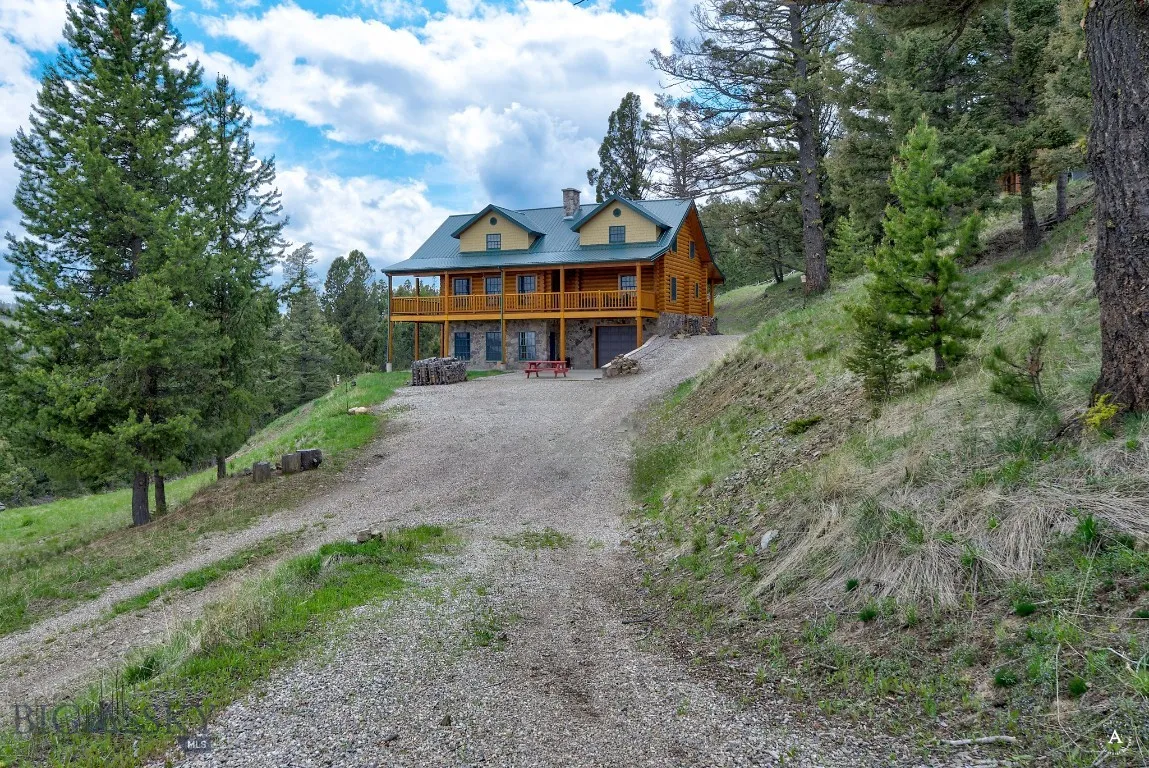 2988 Moose Gulch, Elliston, Montana 59728, Elliston, Montana 59728, 4 Bedrooms Bedrooms, ,3 BathroomsBathrooms,Residential,For Sale,2988 Moose Gulch, Elliston, Montana 59728,0,404169