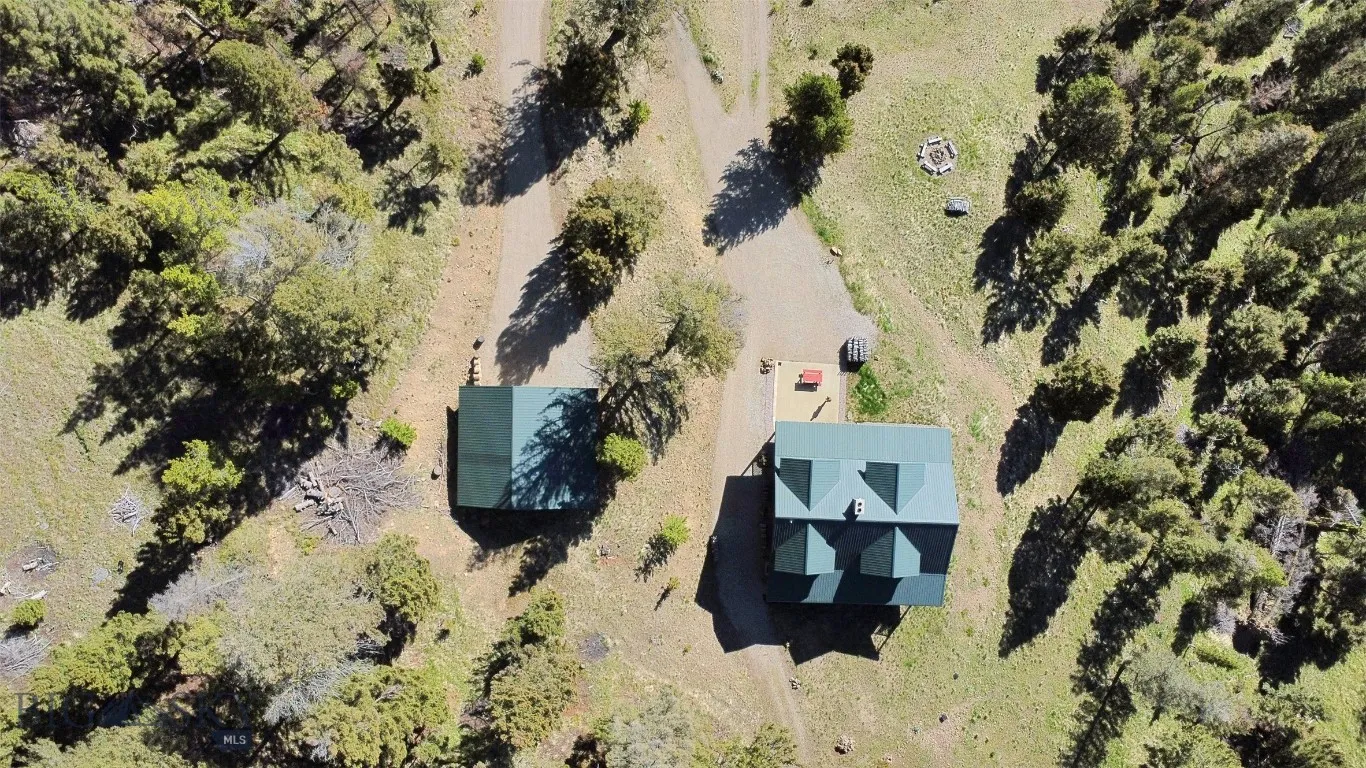 2988 Moose Gulch, Elliston, Montana 59728, Elliston, Montana 59728, 4 Bedrooms Bedrooms, ,3 BathroomsBathrooms,Residential,For Sale,2988 Moose Gulch, Elliston, Montana 59728,0,404169