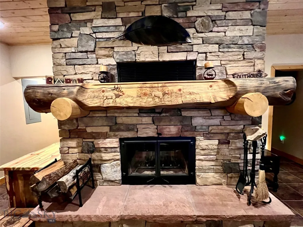 2988 Moose Gulch, Elliston, Montana 59728, Elliston, Montana 59728, 4 Bedrooms Bedrooms, ,3 BathroomsBathrooms,Residential,For Sale,2988 Moose Gulch, Elliston, Montana 59728,0,404169