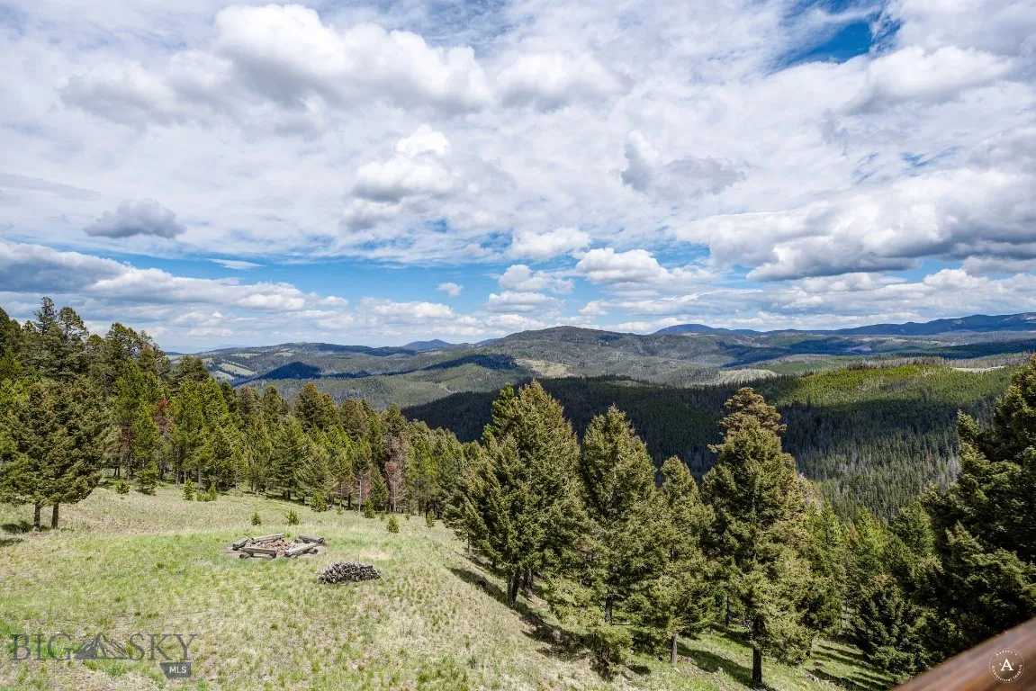 2988 Moose Gulch, Elliston, Montana 59728, Elliston, Montana 59728, 4 Bedrooms Bedrooms, ,3 BathroomsBathrooms,Residential,For Sale,2988 Moose Gulch, Elliston, Montana 59728,0,404169