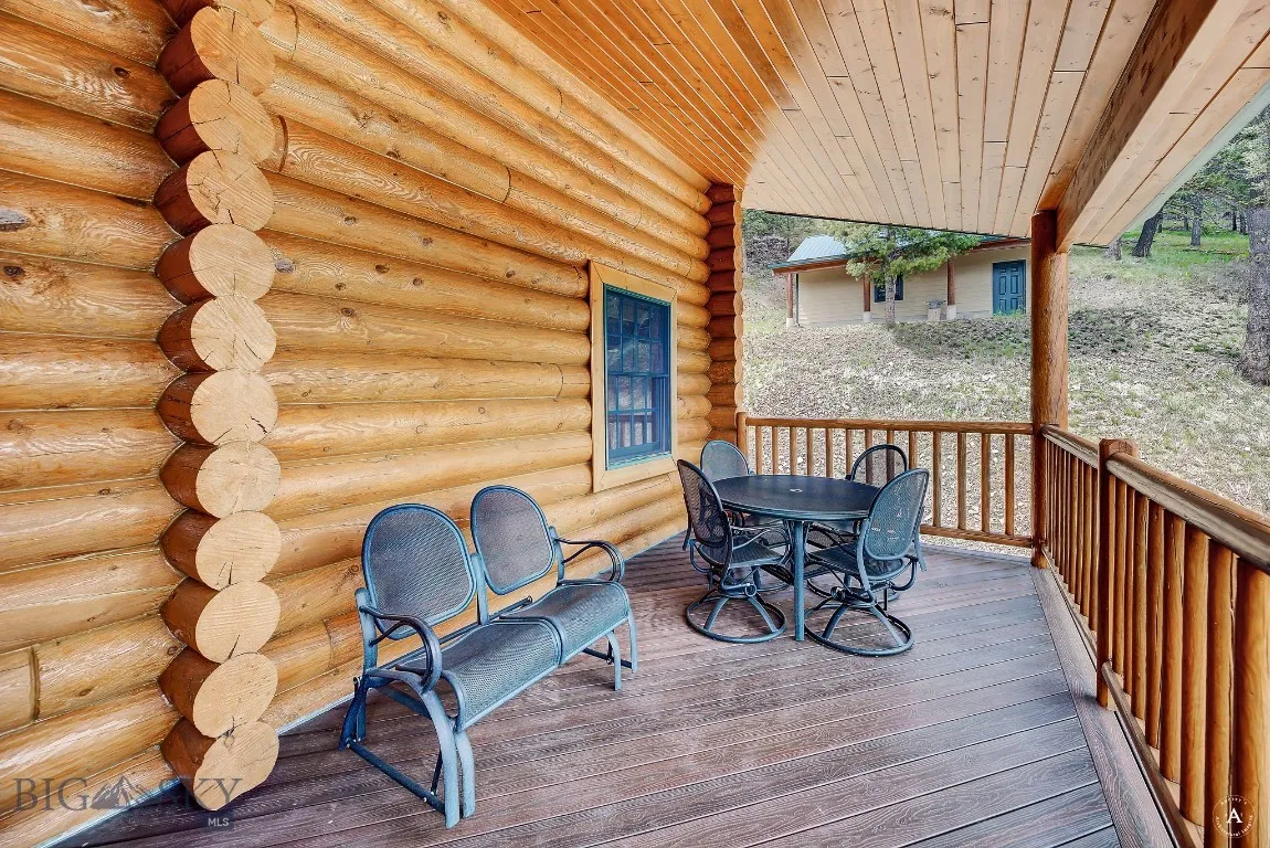 2988 Moose Gulch, Elliston, Montana 59728, Elliston, Montana 59728, 4 Bedrooms Bedrooms, ,3 BathroomsBathrooms,Residential,For Sale,2988 Moose Gulch, Elliston, Montana 59728,0,404169