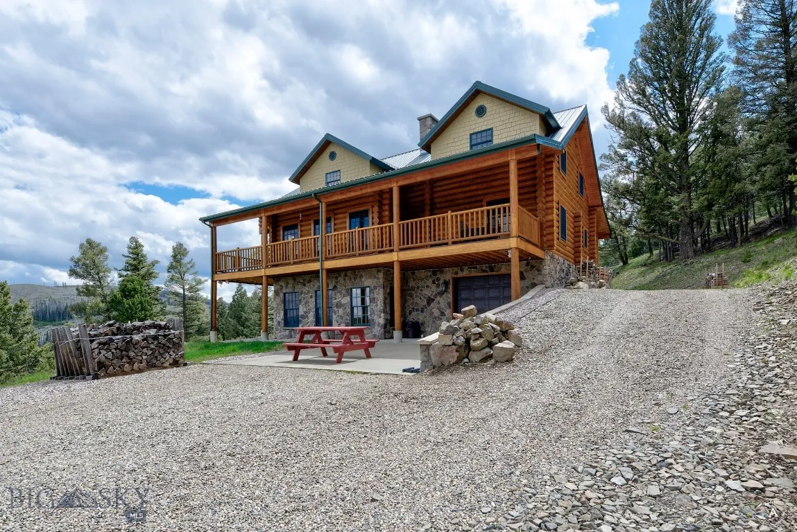 2988 Moose Gulch, Elliston, Montana 59728, Elliston, Montana 59728, 4 Bedrooms Bedrooms, ,3 BathroomsBathrooms,Residential,For Sale,2988 Moose Gulch, Elliston, Montana 59728,0,404169