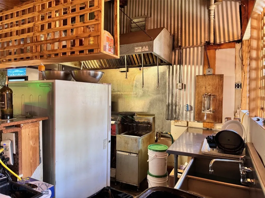 118 N Main Street, Livingston, Montana 59047, Livingston, Montana 59047, ,Commercial Sale,For Sale,118 N Main Street, Livingston, Montana 59047,0,404154