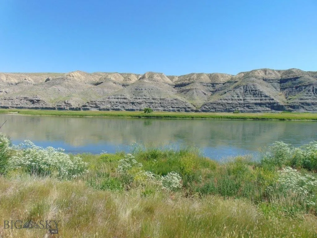 3391 Vernon Road, Highwood, Montana 59450, Highwood, Montana 59450, 1 Bedroom Bedrooms, ,1 BathroomBathrooms,Residential,For Sale,3391 Vernon Road, Highwood, Montana 59450,0,404189