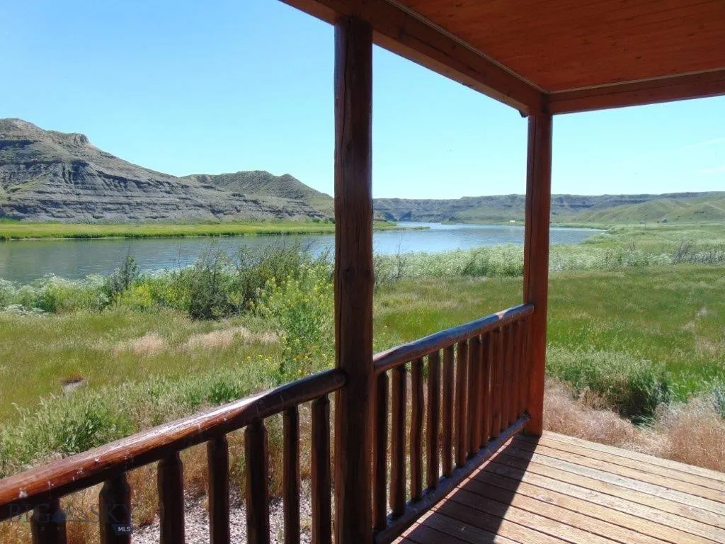 3391 Vernon Road, Highwood, Montana 59450, Highwood, Montana 59450, 1 Bedroom Bedrooms, ,1 BathroomBathrooms,Residential,For Sale,3391 Vernon Road, Highwood, Montana 59450,0,404189