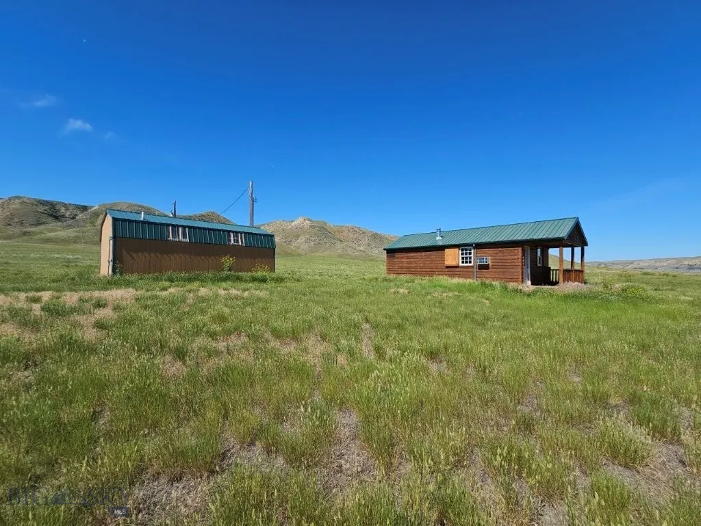 3391 Vernon Road, Highwood, Montana 59450, Highwood, Montana 59450, 1 Bedroom Bedrooms, ,1 BathroomBathrooms,Residential,For Sale,3391 Vernon Road, Highwood, Montana 59450,0,404189