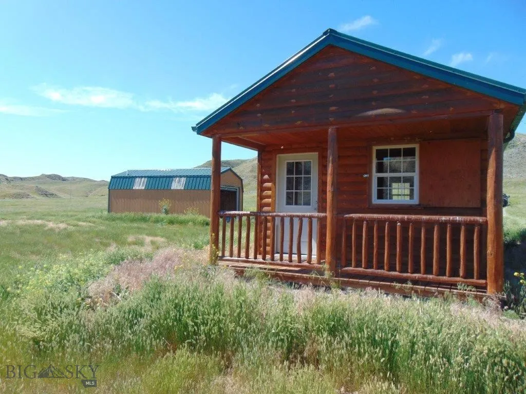 3391 Vernon Road, Highwood, Montana 59450, Highwood, Montana 59450, 1 Bedroom Bedrooms, ,1 BathroomBathrooms,Residential,For Sale,3391 Vernon Road, Highwood, Montana 59450,0,404189