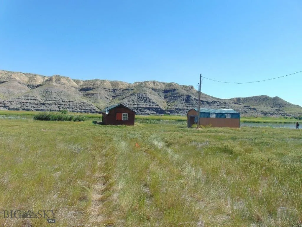 3391 Vernon Road, Highwood, Montana 59450, Highwood, Montana 59450, 1 Bedroom Bedrooms, ,1 BathroomBathrooms,Residential,For Sale,3391 Vernon Road, Highwood, Montana 59450,0,404189