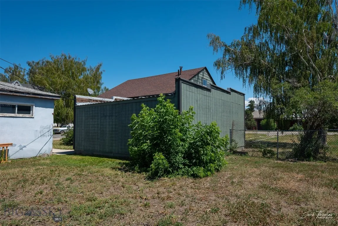 700 4th, Deer Lodge, Montana 59722, Deer Lodge, Montana 59722, 3 Bedrooms Bedrooms, ,1 BathroomBathrooms,Residential,For Sale,700 4th, Deer Lodge, Montana 59722,0,404171