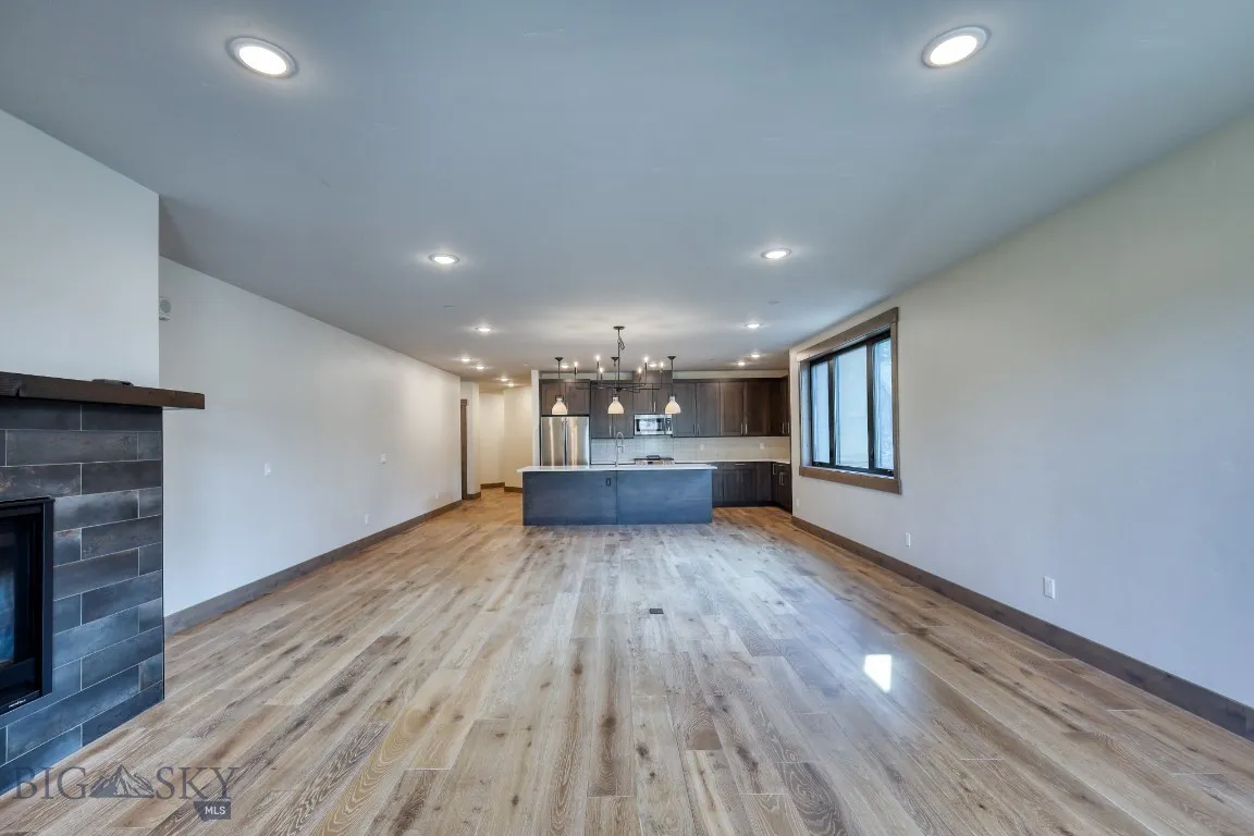 2d Summit View - 401d, Big Sky, Montana 59716, Big Sky, Montana 59716, 3 Bedrooms Bedrooms, ,3 BathroomsBathrooms,Residential,For Sale,2d Summit View - 401d, Big Sky, Montana 59716,0,404258