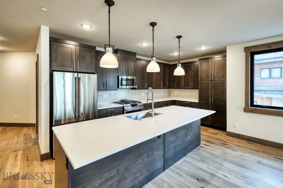 2d Summit View - 401d, Big Sky, Montana 59716, Big Sky, Montana 59716, 3 Bedrooms Bedrooms, ,3 BathroomsBathrooms,Residential,For Sale,2d Summit View - 401d, Big Sky, Montana 59716,0,404258