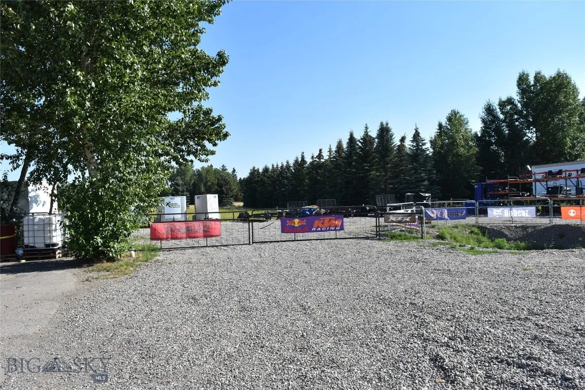 Leased area that is used for exterior storage.
