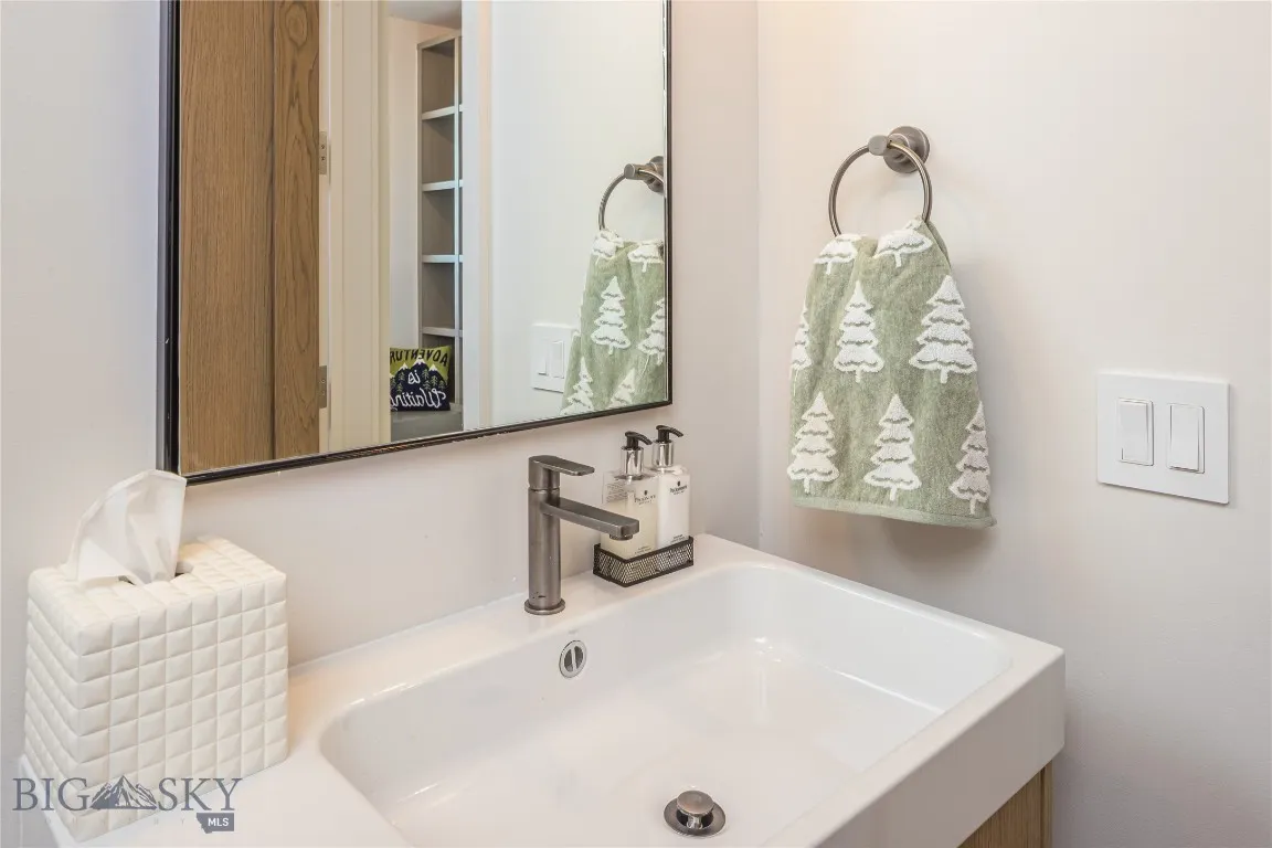 8 Speedwell Drive, Big Sky, Montana 59716, Big Sky, Montana 59716, 4 Bedrooms Bedrooms, ,2 BathroomsBathrooms,Residential,For Sale,8 Speedwell Drive, Big Sky, Montana 59716,0,403861