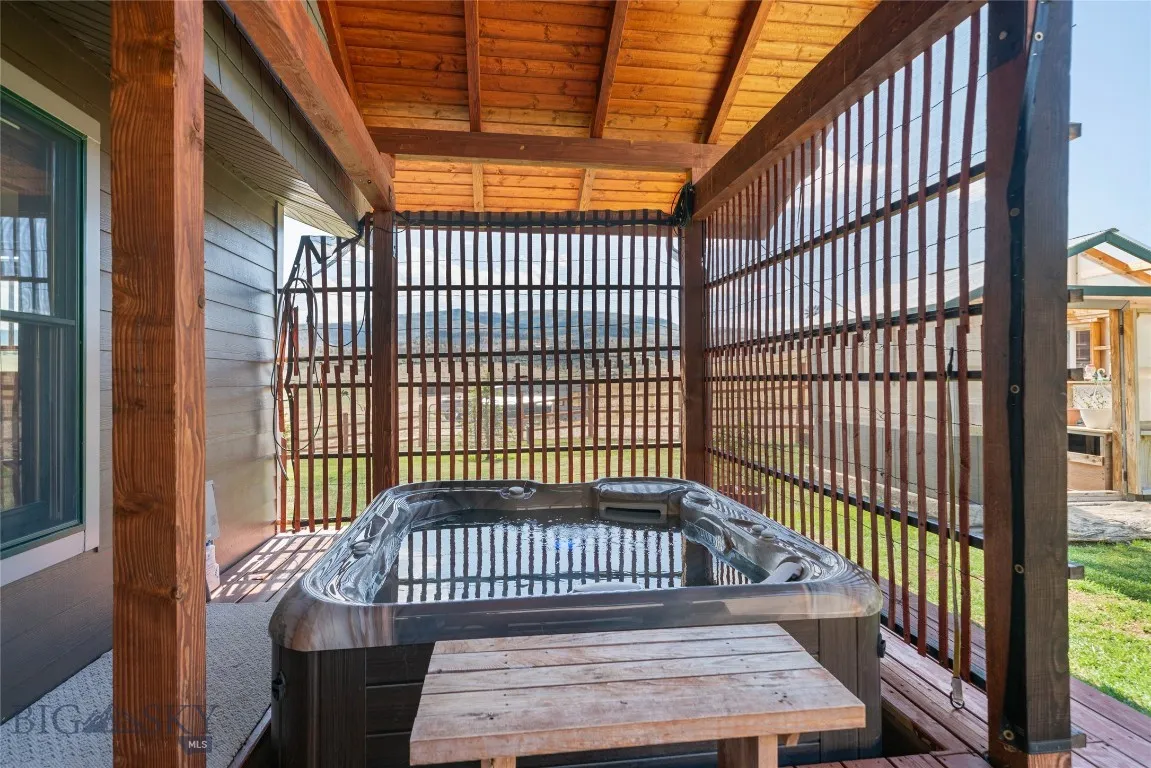 35 Halo Loop, Ennis, Montana 59729, Ennis, Montana 59729, 3 Bedrooms Bedrooms, ,2 BathroomsBathrooms,Residential,For Sale,35 Halo Loop, Ennis, Montana 59729,0,403846