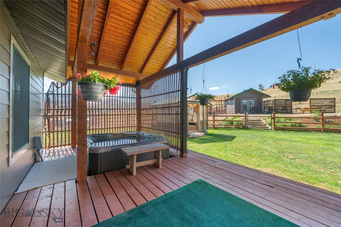 35 Halo Loop, Ennis, Montana 59729, Ennis, Montana 59729, 3 Bedrooms Bedrooms, ,2 BathroomsBathrooms,Residential,For Sale,35 Halo Loop, Ennis, Montana 59729,0,403846