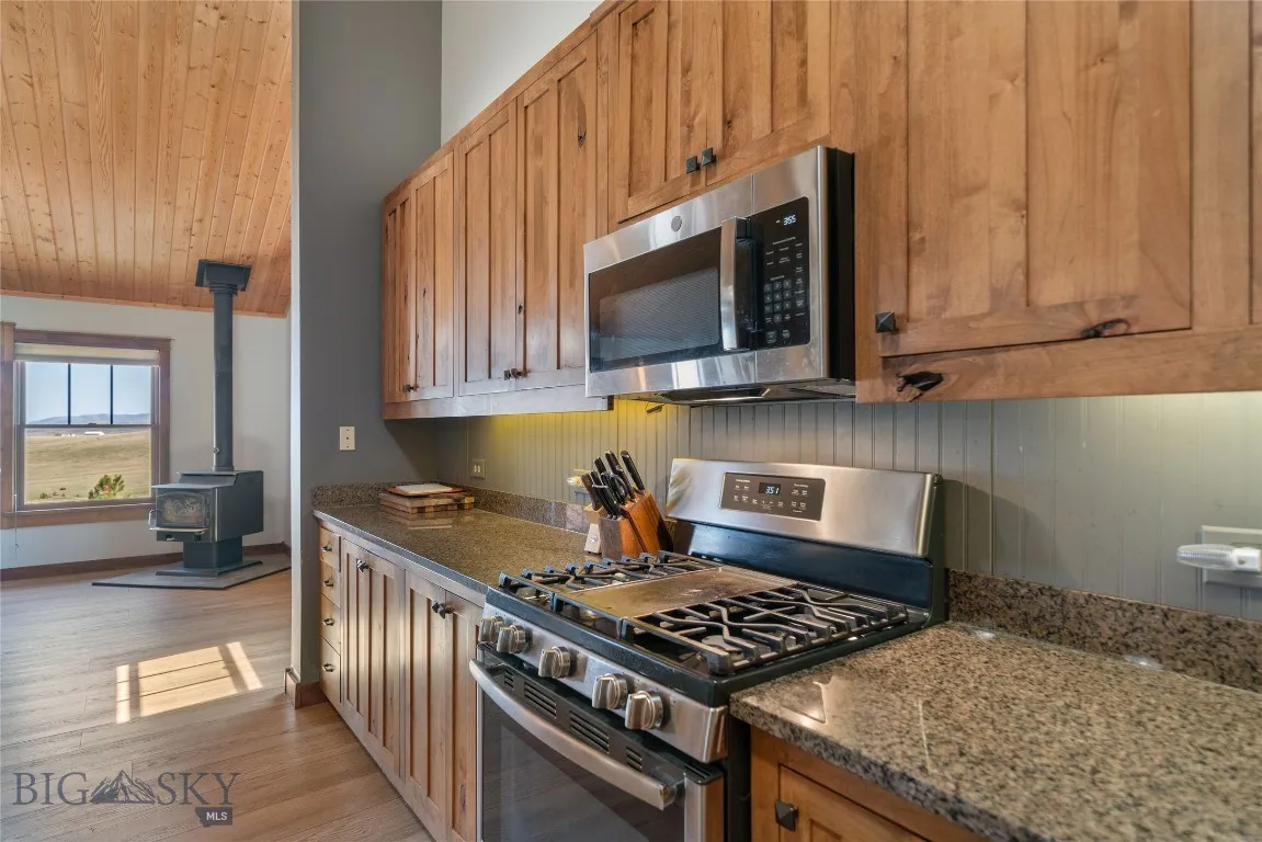 35 Halo Loop, Ennis, Montana 59729, Ennis, Montana 59729, 3 Bedrooms Bedrooms, ,2 BathroomsBathrooms,Residential,For Sale,35 Halo Loop, Ennis, Montana 59729,0,403846