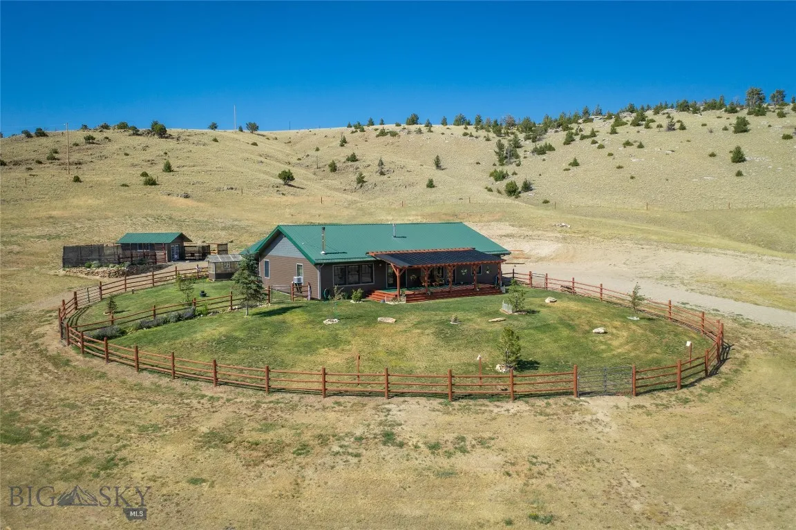 35 Halo Loop, Ennis, Montana 59729, Ennis, Montana 59729, 3 Bedrooms Bedrooms, ,2 BathroomsBathrooms,Residential,For Sale,35 Halo Loop, Ennis, Montana 59729,0,403846