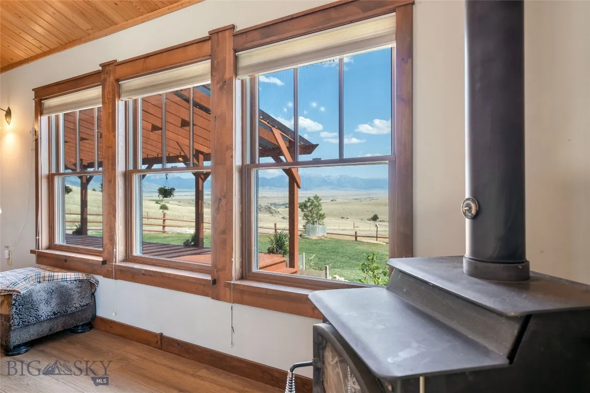 35 Halo Loop, Ennis, Montana 59729, Ennis, Montana 59729, 3 Bedrooms Bedrooms, ,2 BathroomsBathrooms,Residential,For Sale,35 Halo Loop, Ennis, Montana 59729,0,403846