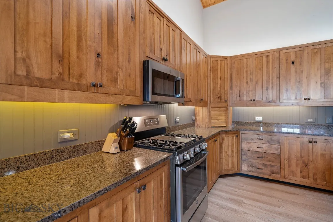 35 Halo Loop, Ennis, Montana 59729, Ennis, Montana 59729, 3 Bedrooms Bedrooms, ,2 BathroomsBathrooms,Residential,For Sale,35 Halo Loop, Ennis, Montana 59729,0,403846